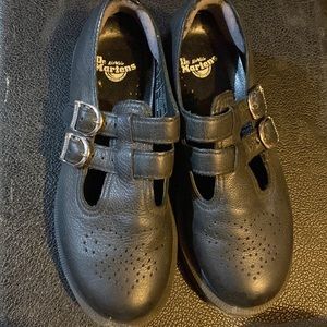Dr. Doc Martens black Mary Jane Virginia 8065